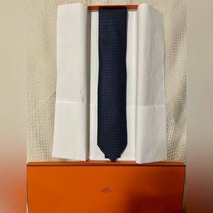 Authentic Hermes Faconnee H Tie- Brand new with tags